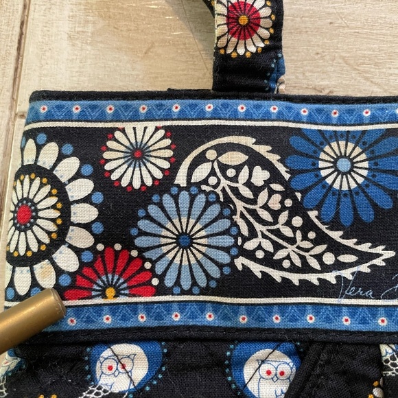 Vera Bradley 3 piece purse set. Blue Red White owl print. Retired pattern - Picture 14 of 14